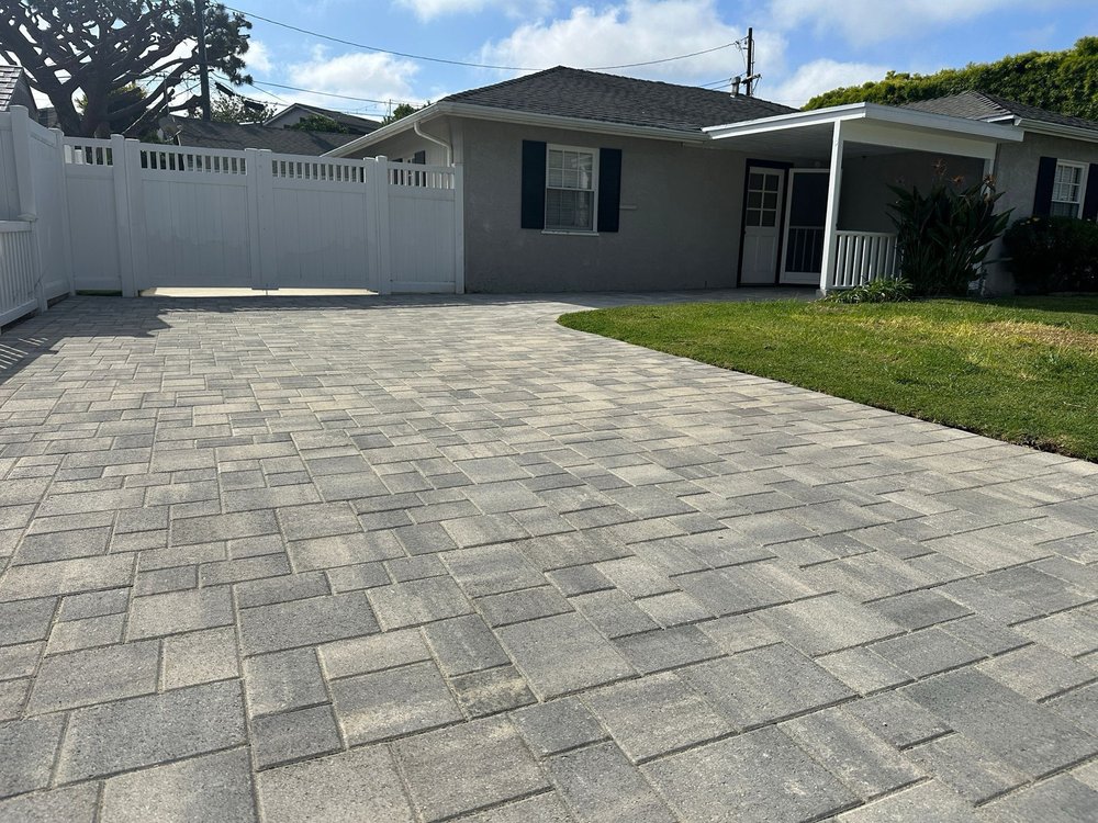 Slide of Dreamliner Construction