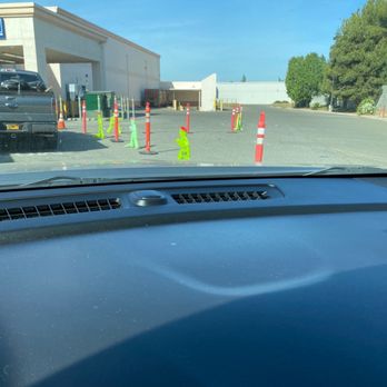 Goodwill Industries Of San Joaquin Valley Inc 16 Photos 15 Reviews Used Vintage Consignment 239 W Shaw Clovis Ca Phone Number Yelp