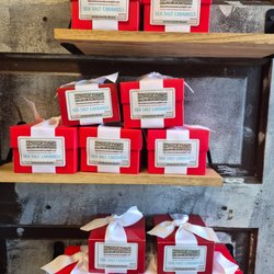 The Creative Corner Decor, Gifts and Flowers