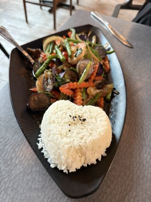 KIIN EXTRAORDINARY THAI by null