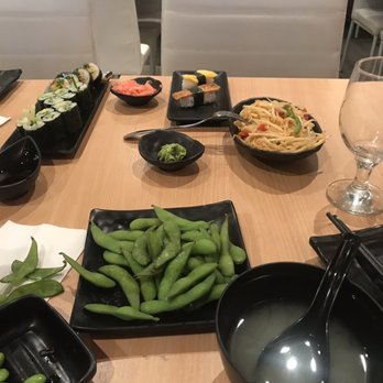 Fisshu - I ordered couple of vegetarian options and loved all of these! Even their dessert was so delicious - Asian Fusion Near Me - Montreal, Quebec Fisshu - I ordered couple of vegetarian options and loved all of these! Even their dessert was so delicious - Asian Fusion Near Me - Montreal, Quebec