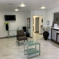 Smiles of La Mesa - Lobby/ waiting area