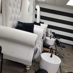 Polish Nail Lounge