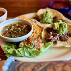 Mariano’s Hacienda Ranch - Lunch tacos!!