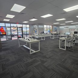 Exterior photo of Verizon - Henderson, Nevada Exterior photo of Verizon - Henderson, Nevada