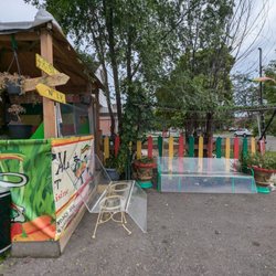 Ital Vital - Exterior seating area