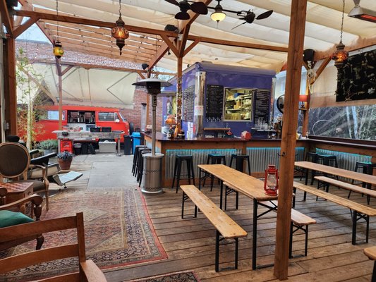 Moore Food & Co. by null