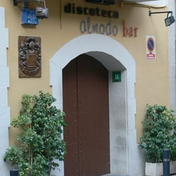 Almodo Bar
