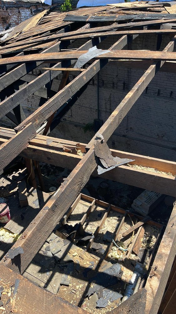 Slide of Speagles Roofing & Construction