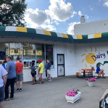 Dairy Kastle - Outside - Ice Cream & Frozen Yogurt Near Me - Louisville, Kentucky