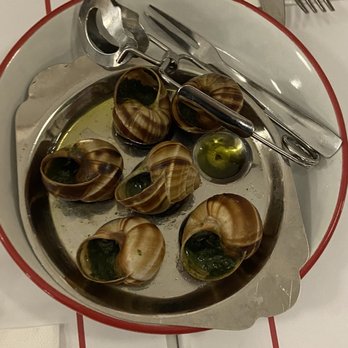 Bouillon Pigalle - Escargots - French Near Me - Paris, 75 Bouillon Pigalle - Escargots - French Near Me - Paris, 75