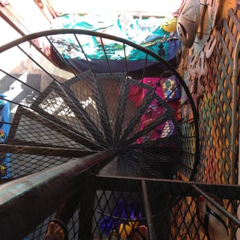 Café Café - How fantastic are these stairs? - Coffee & Tea Near Me - Ensenada, BCN Café Café - How fantastic are these stairs? - Coffee & Tea Near Me - Ensenada, BCN