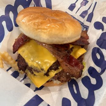 Culver's - The Culver's Bacon Deluxe - Burgers Near Me - O'Fallon, Illinois