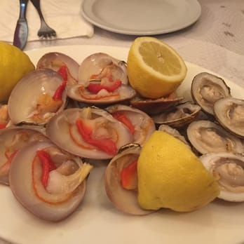 Meson Aantiago Sedeño - Conchas finas - Seafood Near Me - Málaga, Massachusetts