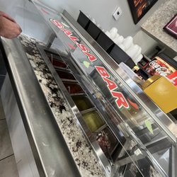 Mendoza's Mexican Food - Salsa bar