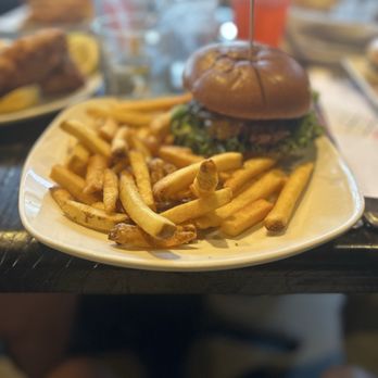 Hard Truth Distilling - Smash burger - Distilleries Near Me - Nashville, Indiana Hard Truth Distilling - Smash burger - Distilleries Near Me - Nashville, Indiana