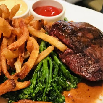 Bis on Main - Steak - New American Near Me - Bellevue, Washington Bis on Main - Steak - New American Near Me - Bellevue, Washington
