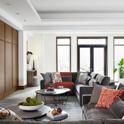 The Residences at Eastern Market - Enjoy socializing with neighbors in our sprawling club lounge