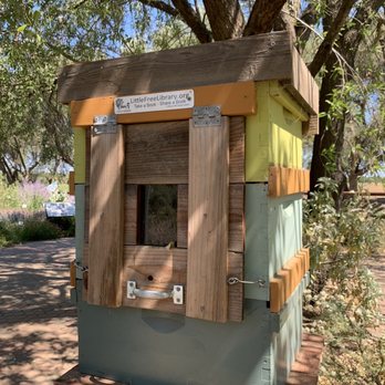 Haagen - Dazs Honey Bee Haven - Free Little Library (needs some books) - Local Flavor Near Me - Davis, California