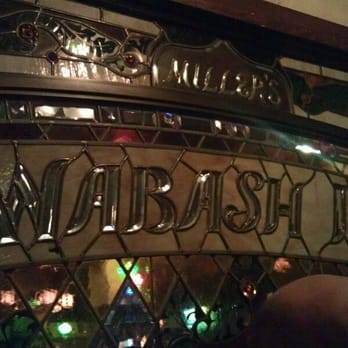Miller's Pub - American Near Me - Chicago, Illinois