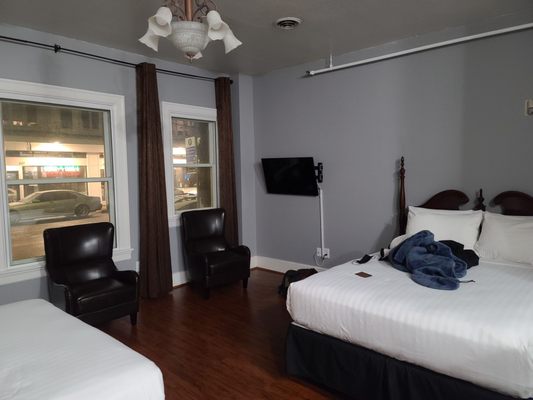 MarQueen Hotel by null