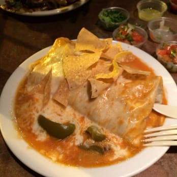 Melody's Fresh Mexican Kitchen - Burrito de machaca, mojado (wet) for me - Mexican Near Me - Reseda, California Melody's Fresh Mexican Kitchen - Burrito de machaca, mojado (wet) for me - Mexican Near Me - Reseda, California