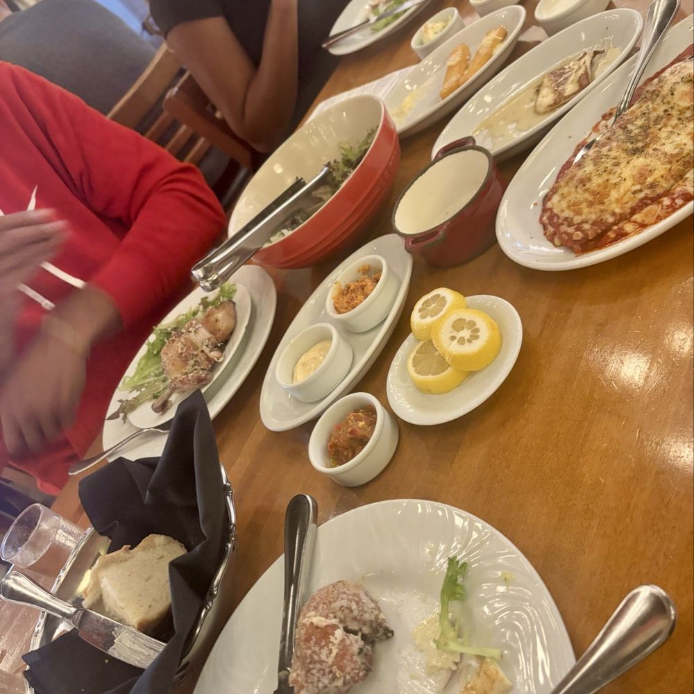 Casa Pollastro - Garlic Parmesan chicken, starters, salad, & eggplant Parmesan - Brazilian Near Me - Dallas, Texas Casa Pollastro - Garlic Parmesan chicken, starters, salad, & eggplant Parmesan - Brazilian Near Me - Dallas, Texas
