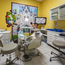 7 Day Dental - Pediatric treatment room at our Euclid Street office in Anaheim, designed with younger patients in mind.