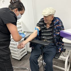 Perlman Clinic Mira Mesa - Blood work being drawn on my Dad..