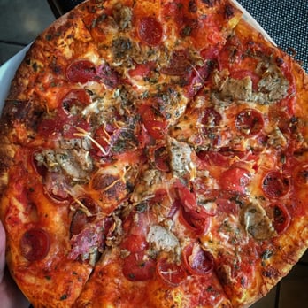 Smoking Monkey Pizza - Barbarian -
A meat lover's dream. Pepperoni, sausage, bacon, soppressata, oregano, provolone. - Pizza Near Me - Renton, Washington Smoking Monkey Pizza - Barbarian -
A meat lover's dream. Pepperoni, sausage, bacon, soppressata, oregano, provolone. - Pizza Near Me - Renton, Washington