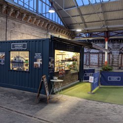 Gourmet Coffee Bar & Kitchen - Platform 5