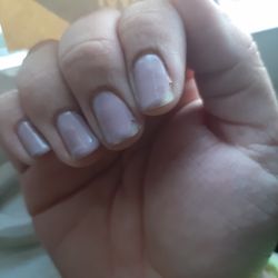 Sassy Nails - Shellac nails that only lasted a day.