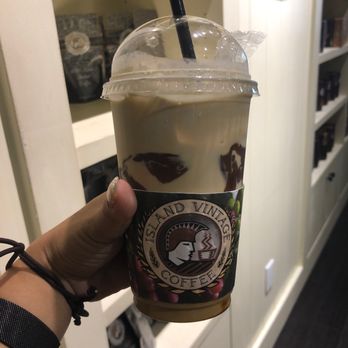 Island Vintage Coffee - My favorite drink Mauna Kea with Vanilla Ice Cream - Acai Bowls Near Me - Honolulu, Hawaii Island Vintage Coffee - My favorite drink Mauna Kea with Vanilla Ice Cream - Acai Bowls Near Me - Honolulu, Hawaii