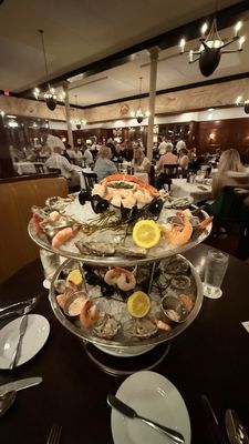 Hank's Seafood Restaurant by null