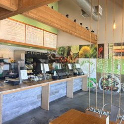 Fork & Salad - Kihei - Inside