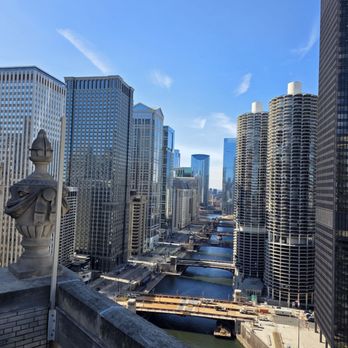 LH Rooftop - Cocktail Bars Near Me - Chicago, Illinois