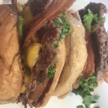 Burger Lounge - Lounge burger - Burgers Near Me - Irvine, California Burger Lounge - Lounge burger - Burgers Near Me - Irvine, California