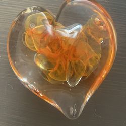 Salt and Sand Studios - Heart-shaped paperweight