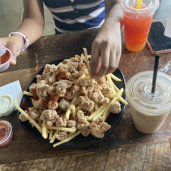 Hiccups Veo Cafe - Popcorn Chicken and French Fries, Strawberry Twist Tea, Vietnamese Iced Coffee - Asian Fusion Near Me - Carson, California
