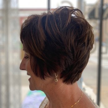 Manic Muse - Color and cut by Adrienne - Hair Salons Near Me - Grand Rapids, Michigan Manic Muse - Color and cut by Adrienne - Hair Salons Near Me - Grand Rapids, Michigan