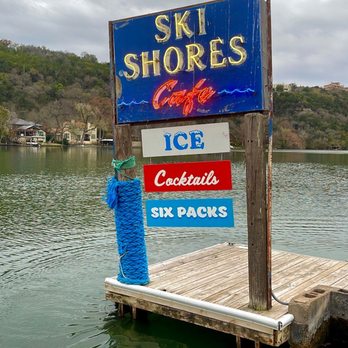 Ski Shores Cafe - Dock and swan - Burgers Near Me - Austin, Texas
