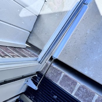 Payless Roofing Solutions - Replaced my original really nice strong storm door thing with a flimsy, cheap one after they broke it - Roofing Near Me