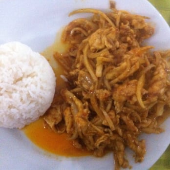 Chez Ly - Poulet au curry thai. Savoureux ! - Vietnamese Near Me - Lourdes, 65