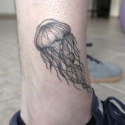 Diamond Reigns Tattoo