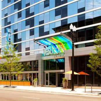 Aloft by Marriott Chicago Downtown River North - daytime exterior - Hotels Near Me - Chicago, Illinois Aloft by Marriott Chicago Downtown River North - daytime exterior - Hotels Near Me - Chicago, Illinois