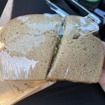 Big Sur Deli - BYO sandwich - Delis Near Me - Big Sur, California