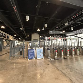 West Dublin/Pleasanton BART Station - Public Transportation Near Me - Dublin, California