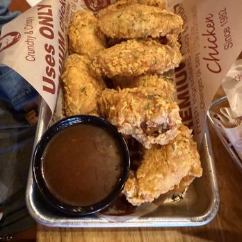 Pelicana Chicken - Original Fried Wings with Signature Sauce - Korean Near Me - San Antonio, Texas Pelicana Chicken - Original Fried Wings with Signature Sauce - Korean Near Me - San Antonio, Texas