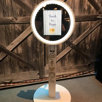 Say Cheez Photo Booth - 100% Digital Selfie Station! - Photo Booth Rentals Near Me - Lawrence, Kansas Say Cheez Photo Booth - 100% Digital Selfie Station! - Photo Booth Rentals Near Me - Lawrence, Kansas