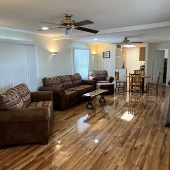 Fox Lakeview Lodge - Vacation Rentals Near Me - Angola, Indiana Fox Lakeview Lodge - Vacation Rentals Near Me - Angola, Indiana